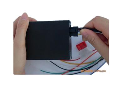 China SIM800C Emergency triggering alarm SOS Botton Car GPS Tracker GSM850/900/1800/1900MHZ for sale