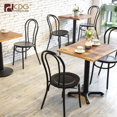 China High Quality Indoor And Outdoor Restaurant Metal Dining Stackable Chair Thonet Chairs for sale