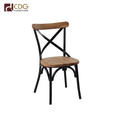 China Comfortable Restaurant Dining Chairs Vintage Metal Back Distressed Wood Chair for sale