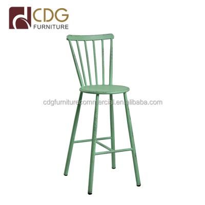 China Best Price Vintage Retro Kitchen Outdoor Industrial Beauty Metal High Step Stools Bar Chair For Sale for sale