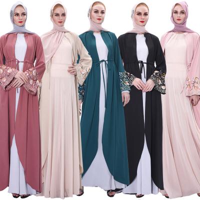 China 2022 newcomers price black abaya Anti-wrinkle abaya manufacturers clothing manufacturers bulk islamic open abaya Arabic embroidery for sale