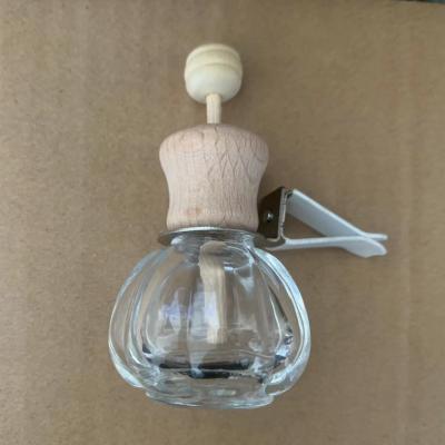 China Personal Care Air Freshener Aromatherapy Scent Fragrance Cube Car Glass Pendant Essential Oil Diffuser for sale