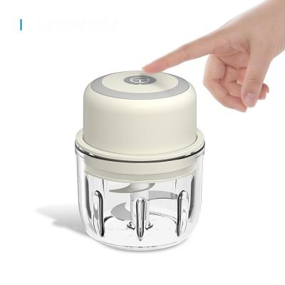 China Household Commercial Multifunctional Kitchen Dedicated Mini USB Rechargeable Kitchen Tool Electric Garlic Crusher for sale