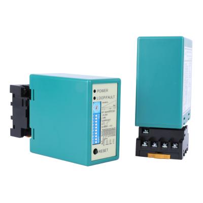 China Compact Traffic Control Vehicle Loop Detector With 10 Dip Switch for sale