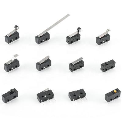 China Plastic+metal 3 pin 125V 2pin micro switch on endstop micro microswich micro blade switch small limit switch for sale