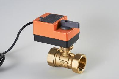 Chine Valve proportionnelle électrique de contrôle de l'écoulement d'eau DN32, robinet à tournant sphérique motorisé de 3 manières à vendre