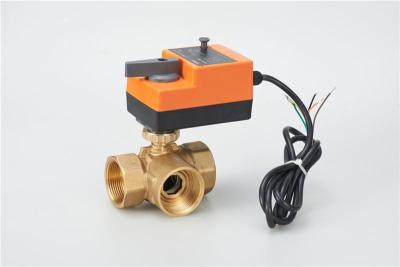 Chine valve électrique de l'eau 24VAC/DC, chauffe-eau solaire mélangeant le robinet à tournant sphérique actionné électrique à vendre