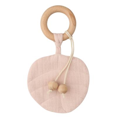 China Toy Organic Baby Product BPA Baby Teething Toy Cotton Sheets Teethers Soft Beech Wood Teether Organic Product for sale