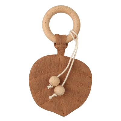 China Toy Organic Baby Product BPA Baby Teething Toy Cotton Sheets Teethers Soft Beech Wood Teether Organic Product for sale