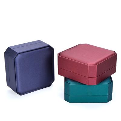 China Custom Jewelery Packing Richpack Packing Box For Jewelry Packaging Ring Earrings Pu Leather Jewelry Pendant Box for sale