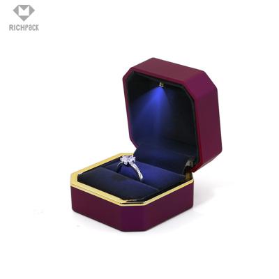 China Logo Led Light Jewelry Box Custom Wholesale Modern Luxury Diamond Ring Boxes for sale