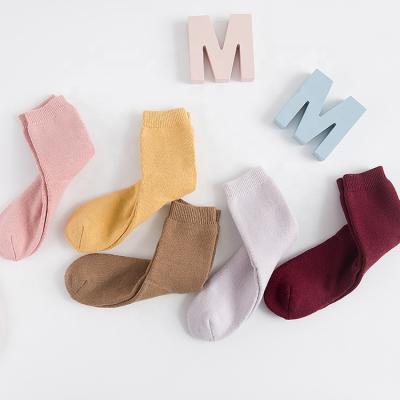 China Antibacterial High Quality Soft Cotton Pure Color Crew Socks Eco - Friendly Slouch Socks For Women for sale