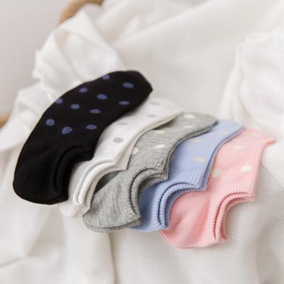 China Colorful Customized Modern Antibacterial Dot Slouchy Socks Fashion Women's Polka Dot Casual Socks for sale