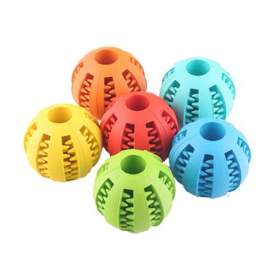 China Viable Rubber Indestructible Treat Ball Food Puzzle Bite Hundespielzeug Pet Chew Ball Dog Dispensing Interactive Toy for sale