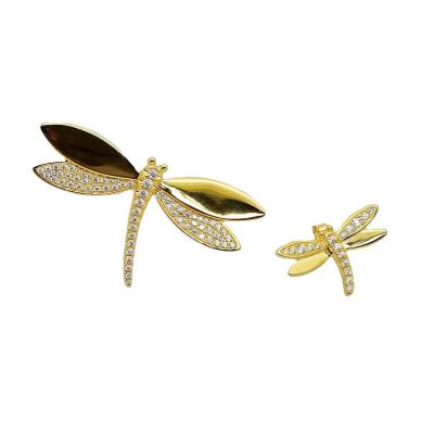 China 2022 New Design Fashionable Dragonfly Double Diamond Stud Earrings Women's Earring For Women for sale