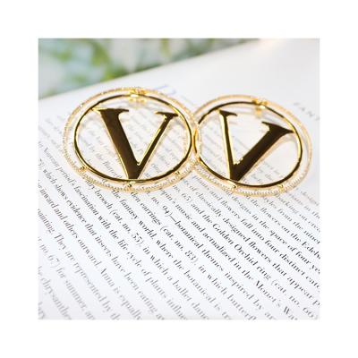 China Trendy Fashion Multi-Functional Circle Earrings Gold V-Shaped Big Eardrop for sale