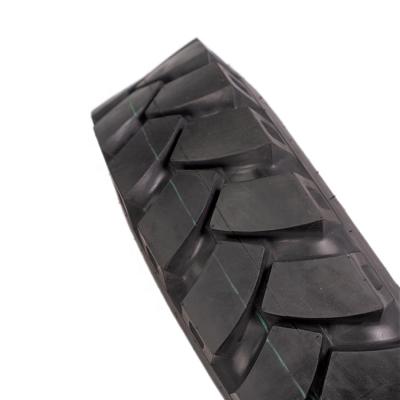 China Manufacturer Direct Selling Popular Chinese Bias Natural Rubber Industrial Tires For Wheel Excavator 9.00-20 for sale