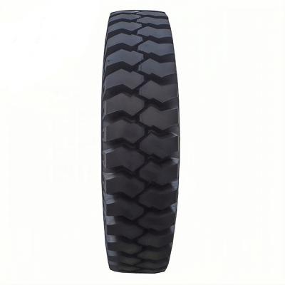 China Top qualiy of natural rubber Chinese made mining truck tires with Japanese technology 10.00-20 10.00x20 for sale