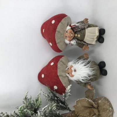 China Cute Special Design Christmas Figures Decoration Home Decor Gnome Doll With Mushroom Hat for sale