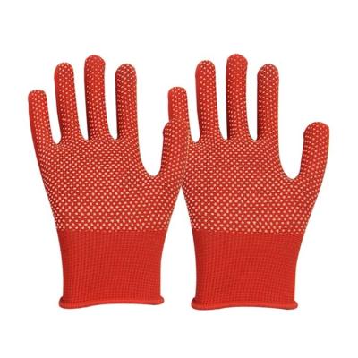 China Factory Price Lightweight 13 Gauge Nylon Golf Safety Non Slip PVC Dotted Gloves for sale