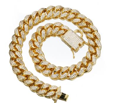 China Wholesale P Chain Strong Metal Stainless Steel JEWELED With Diamond Pet Collar for sale