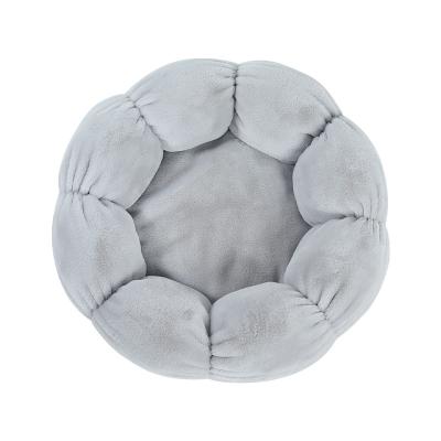 China 2021 Winter Cooling Pet Padded Disc For Pet Beds Flower Shape 7 Pieces Winter Soft Cage Sofa Beds for sale