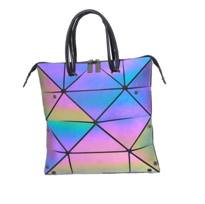 China Wholesale Fashoion Bag Fashionable Geometric Luminous Hologram Laser Pu Geometric Reflective Purses Large And Luxury Handbags For Women for sale