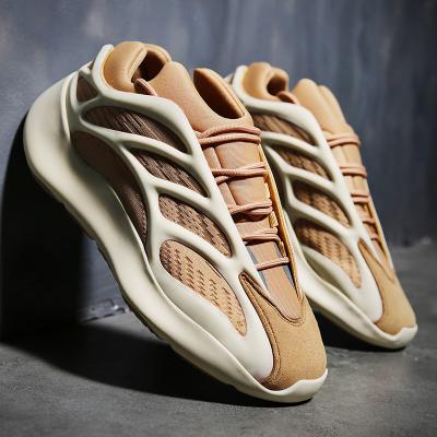 China Original Quality Azael Thoughtful Yeezy Latest Design Fashion Trend Design Women Men Casual Shoes Custom Yeezy 700 v3 Sneakers for sale