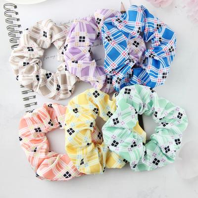 China Headdress Fashion Girls Fabric Solid Colors Elastic Hair Scrunchies Velvet Hair Ties for sale