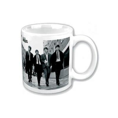 China Sustainable Walking in London Mug Personalized Photo Mug for sale