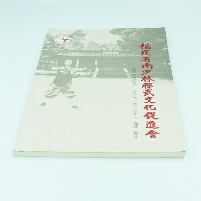 China Hardcover OEM Environmentally Customized Glossy Catalog Art Album Magazine Printing for sale