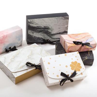 China Creative Reused Materials Scarf Box Bra Printing Panties Butts Box Stockings Gaiters Underwear Packaging Gift Box for sale