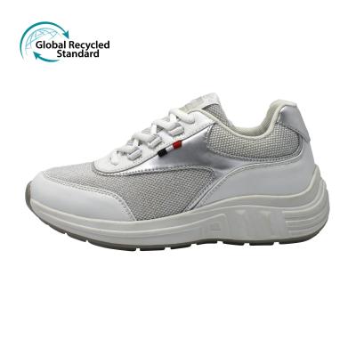 Chine MINGWIE Chunky Women Sport Shoes White Custom W-1285 EVA TPR Outsole Material à vendre