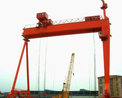 Chine Grue de portique portative de construction navale avec le double - chariot/grande envergure 380V - 420V à vendre