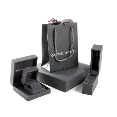 China Biodegradable Hot Selling Luxury Satin Lined Jewelry Gift Boxes for sale