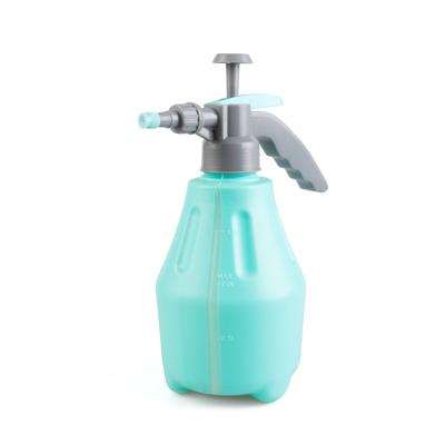 China Durable 1.5L Garden Sprayer Handheld Water Pump Pressure Sprayers With Adjustable Brass Nozzle for sale