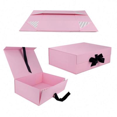 China White Folding Recyclable Folding Cake Box Cardboard Sleeve Box Big Large Magnetic Gift Box Packaging for sale