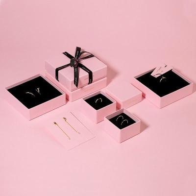 China Recyclable Box Magnet Jewelery With Packaging Jewelery Toys Black Rose Gray Magnetic Jewelery Led Child for sale