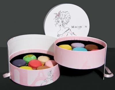 China Recyclable Wholesale Macaroon Boxes Macaron Gift Small Pet Packaging Gift Box for sale