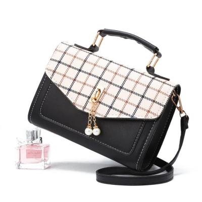 China 2019 new style fashionable women's bag fashion bag simple square cross-body bag small handbags for girl for sale