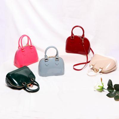 China Candy Color Jelly Bag Pvc Handbag Mini Comfortable Fashionable Women Jelly Sling Bag for sale