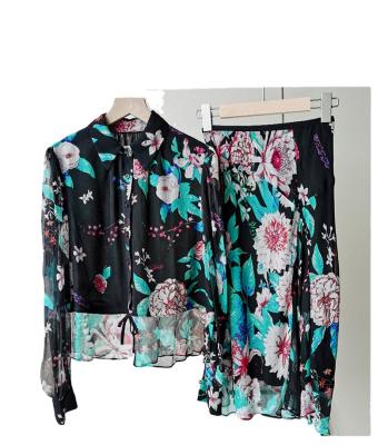 China New fashion blouse and skirt women's silk print suit High quality QUICK DRY ladies two piece set for sale