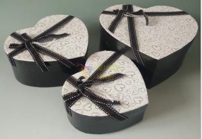 China Supply bow paper heart-shaped gift box, Love craft gift box, Holiday gift box for sale