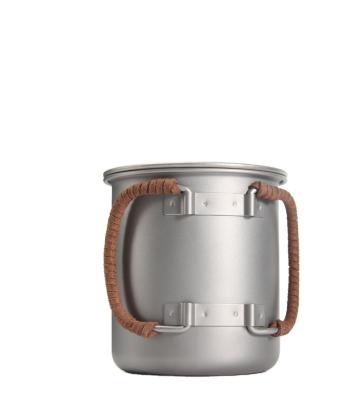 China New type of titanium cup top sale double wall titanium cup titanium outer wall double cup with lid leather string handle for sale