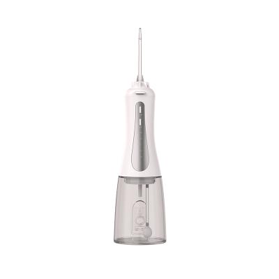 China 50% Discount Portable Oral Irrigator For Teeth Cleaning 2000mAh Lithium Ion Batteries Included for sale