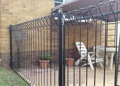 Chine Clôture de Mesh Fence Galvanized Steel BRC de fil soudée par vert de H830mm à vendre