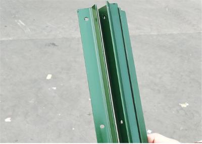 China los 5ft pintaron el color verde los 2.05kg/M Metal Star Pickets en venta