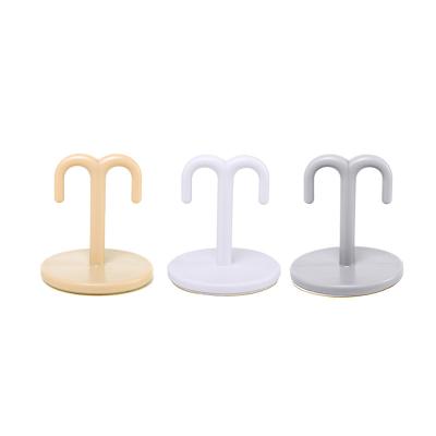 China Modern Creative No Hole Hook Top Traceless Plastic Hook for sale