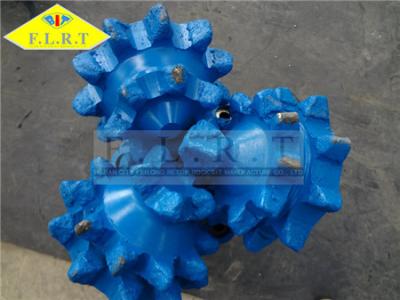 China Blue Steel Tooth Tricone Bit Soft Formation For Shallow Well Drilling for sale