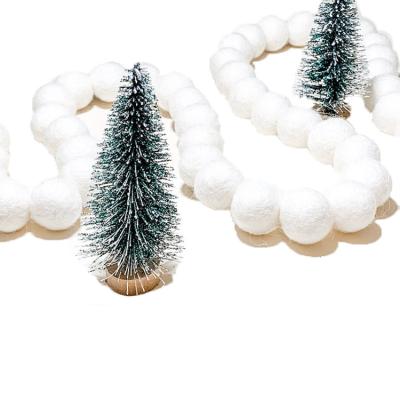 China White Felt Winter Wonderland Christmas Decor Felt Ball Home Party Garland Pom Pom Garland Christmas Decor Christmas for sale